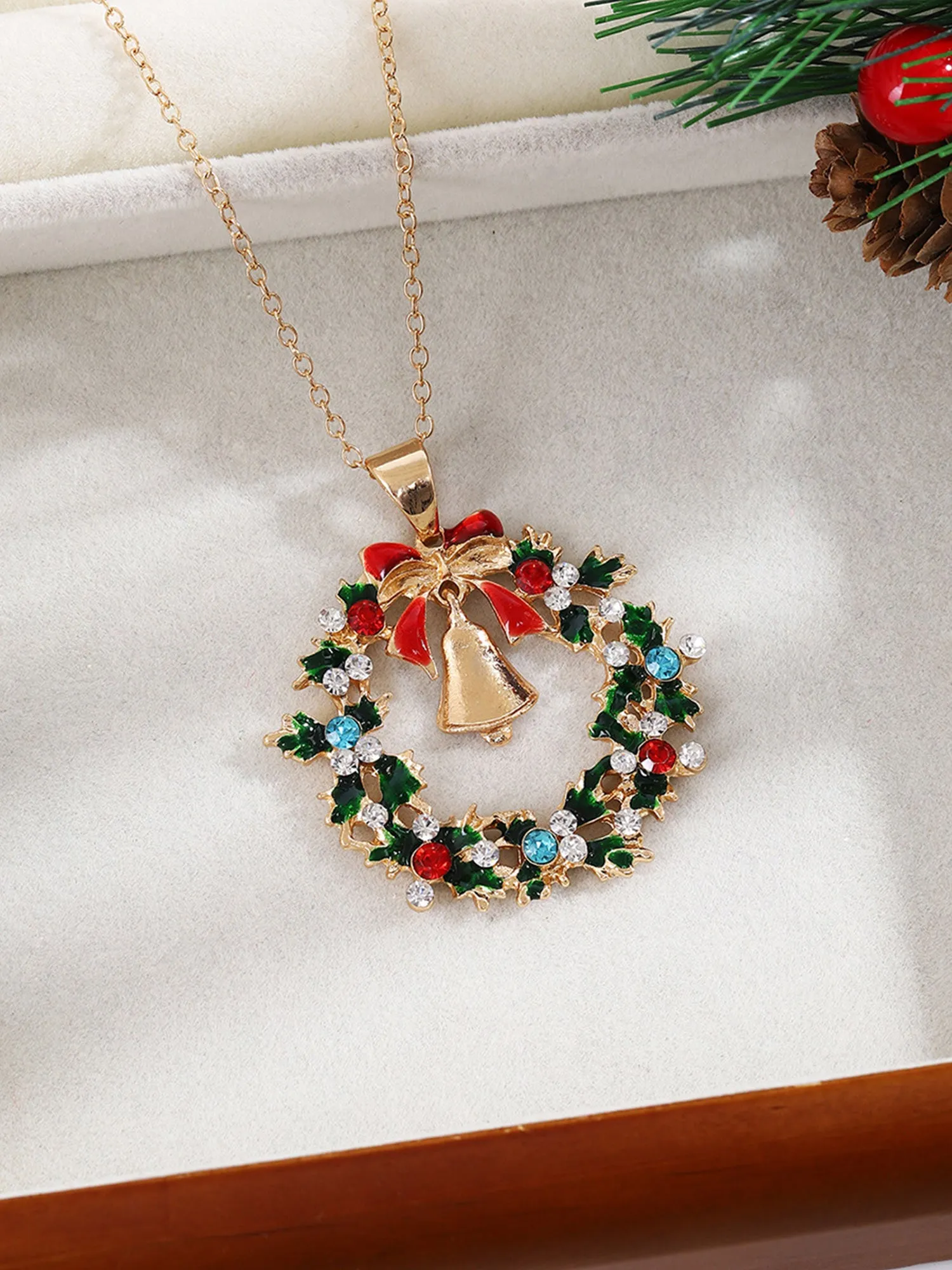 Christmas Diamond Leaf Garland Bell Pendant Necklace