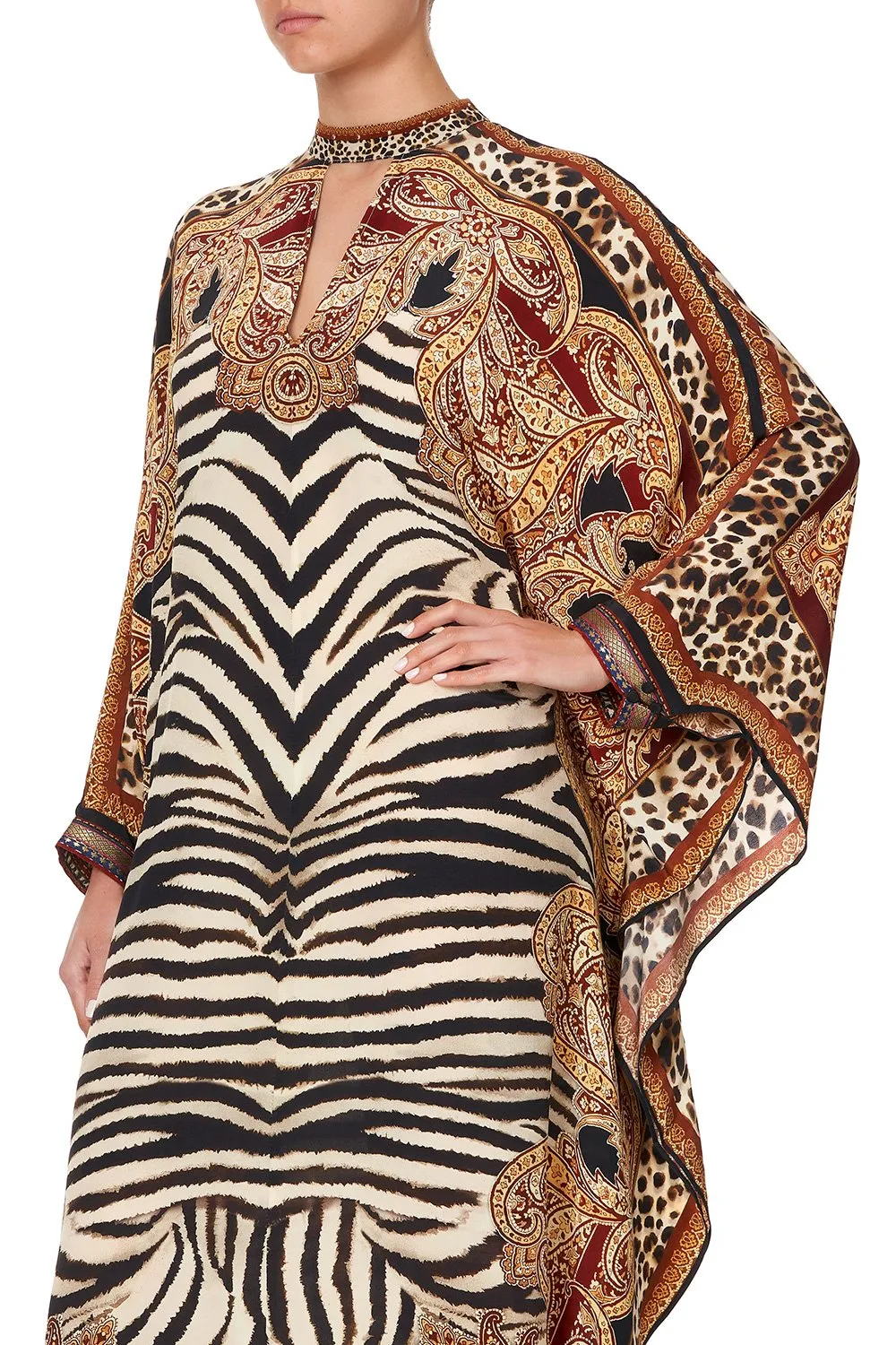 KAFTAN WITH HIGH COLLAR STAND WILD FIRE