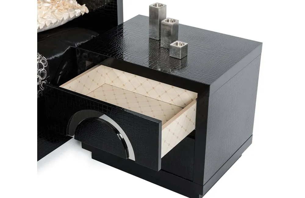 Ovidius Modern Crocodile Lacquer Nightstand Black